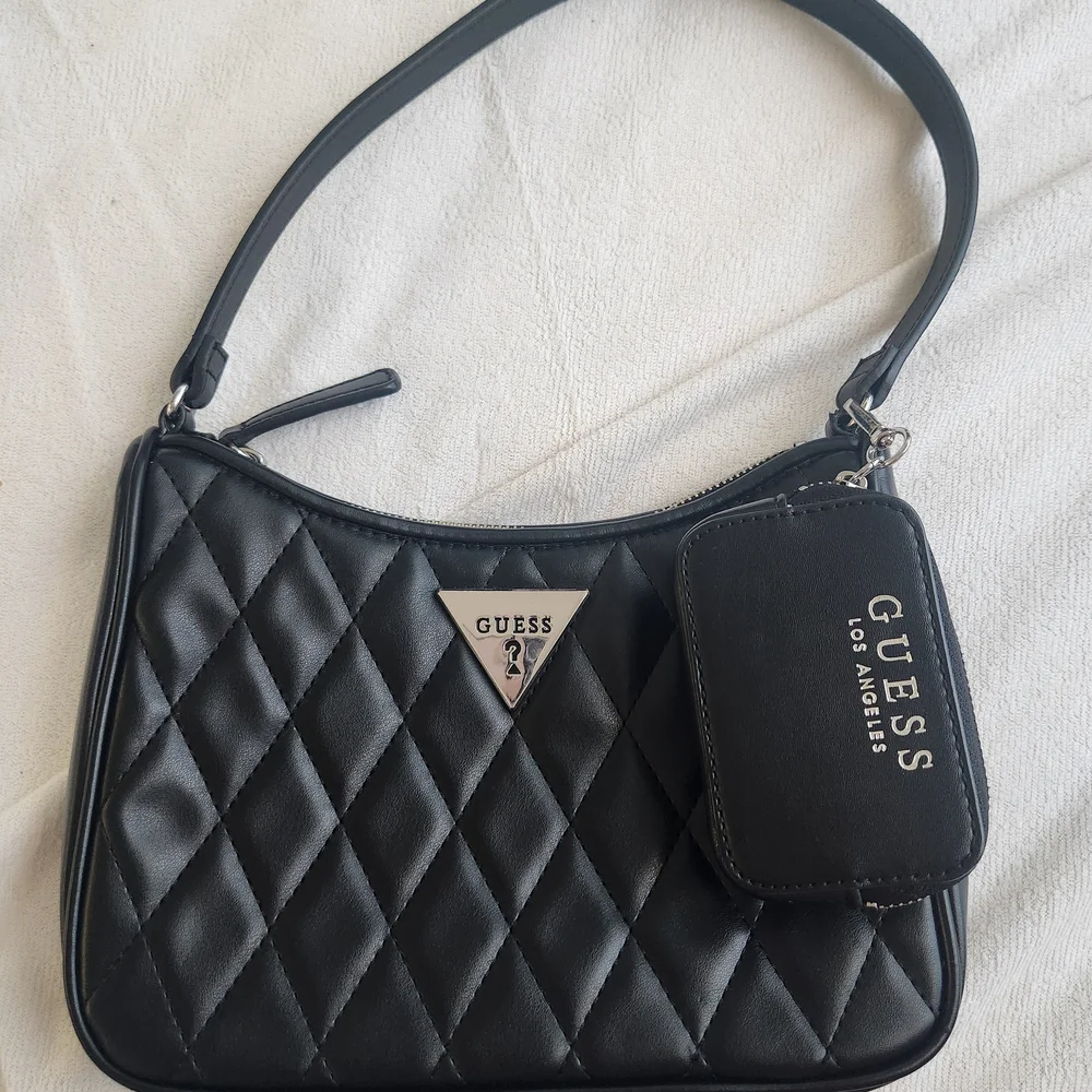 Guess Purse - Picture 2 of 5